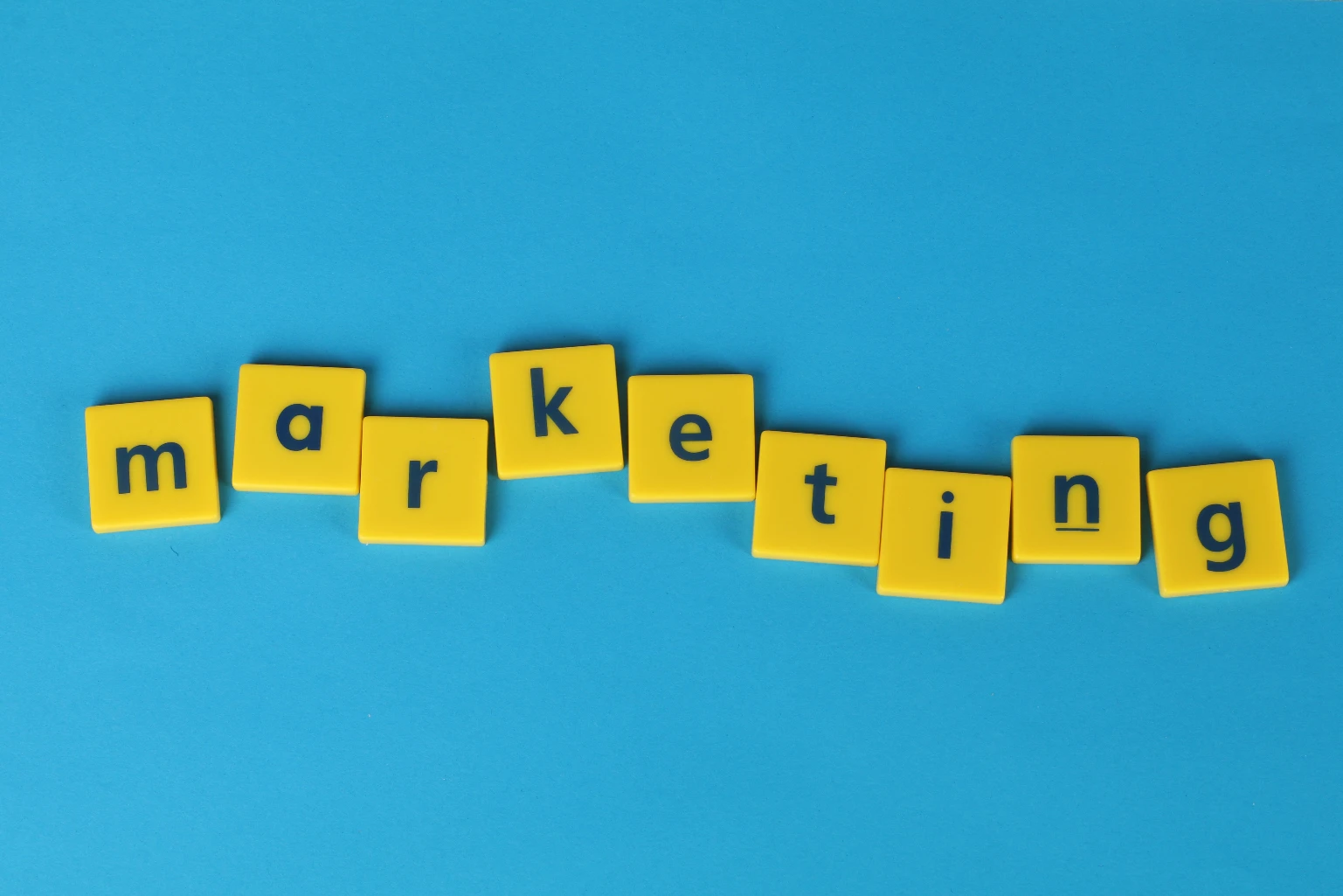 Marketing & Relation Client